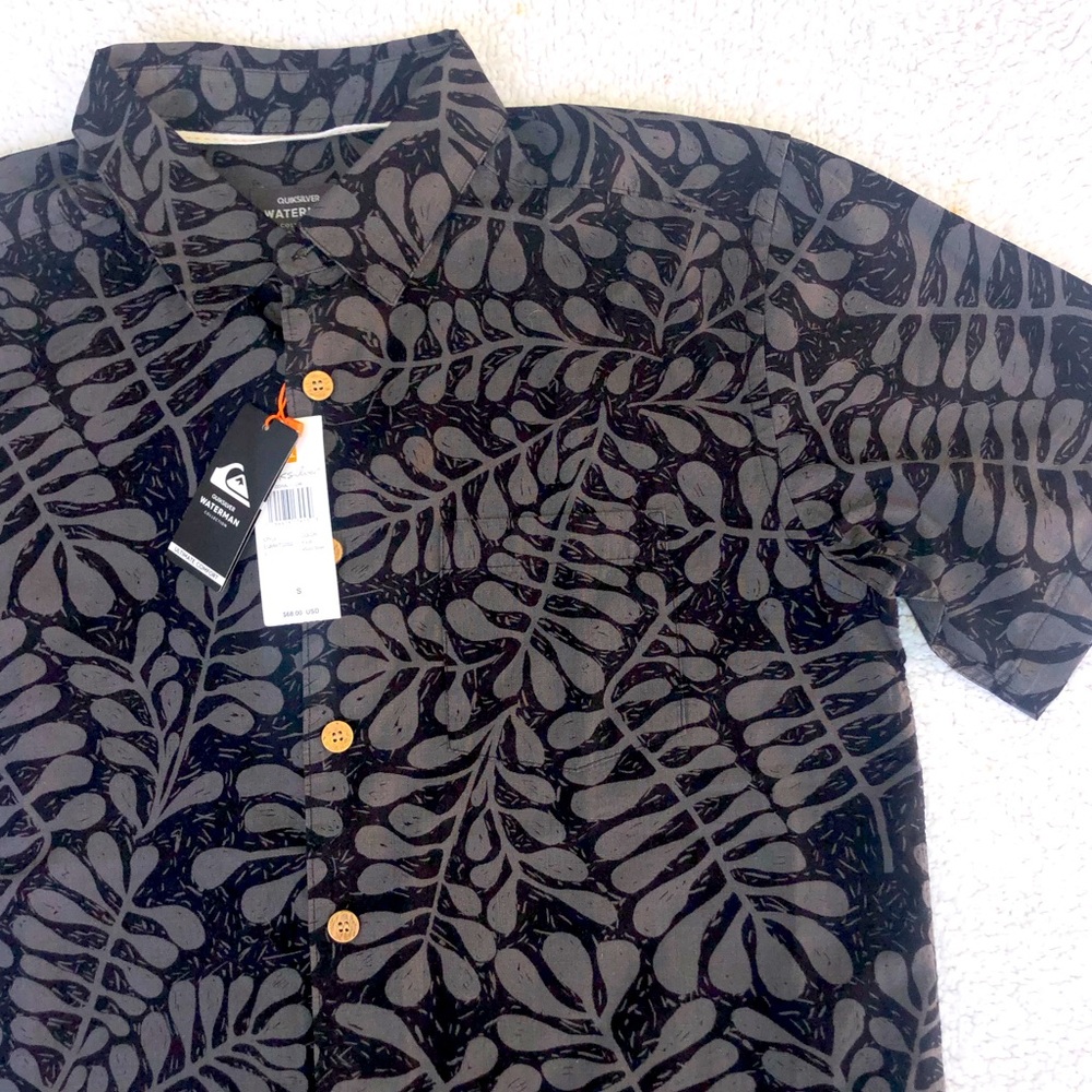 Quiksilver shirt leaf print NWT button down Waterman short sleeve men’s small